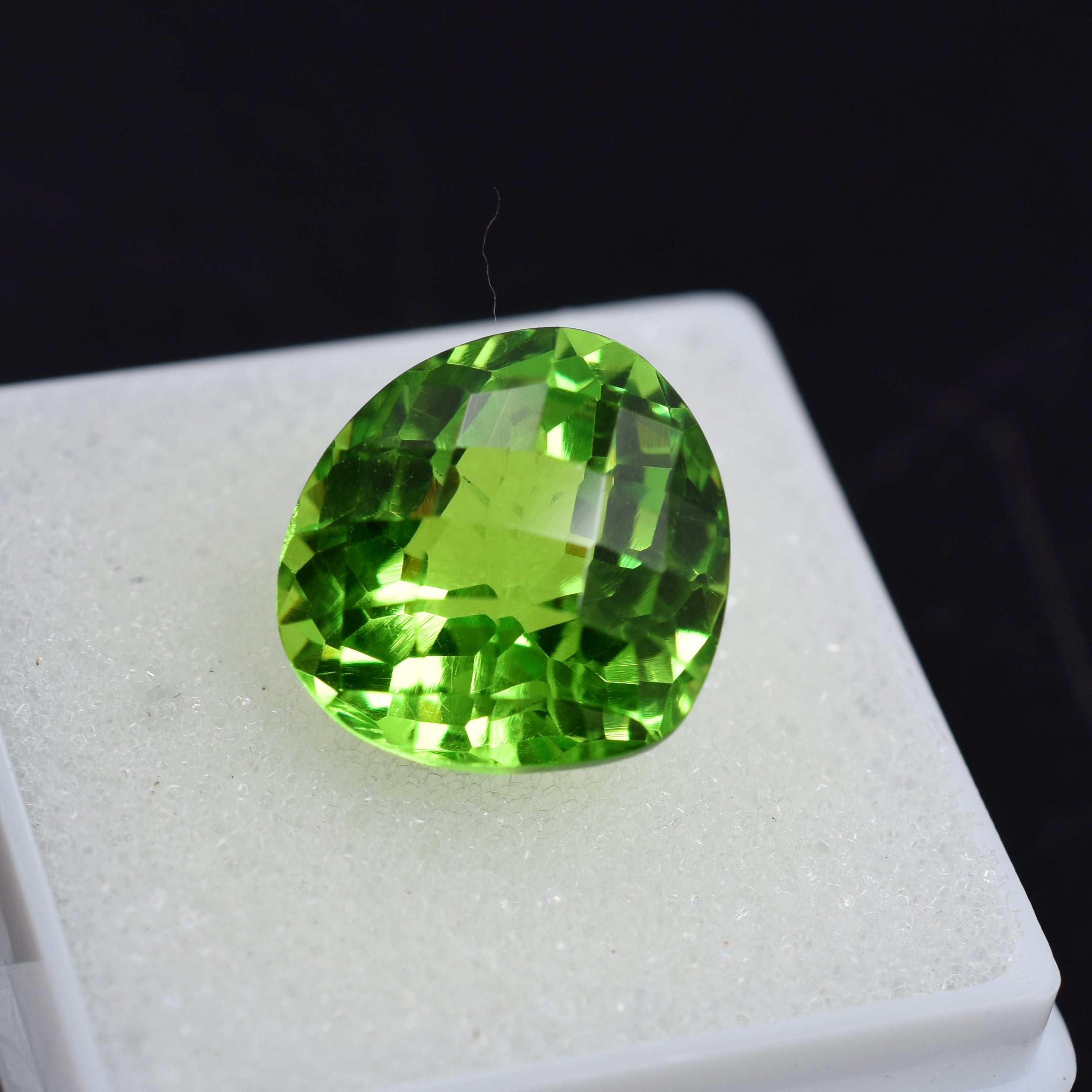 Natural Green Peridot Pear Cut 12.00 Carat Loose Gemstone Certified Pendant Size Stone