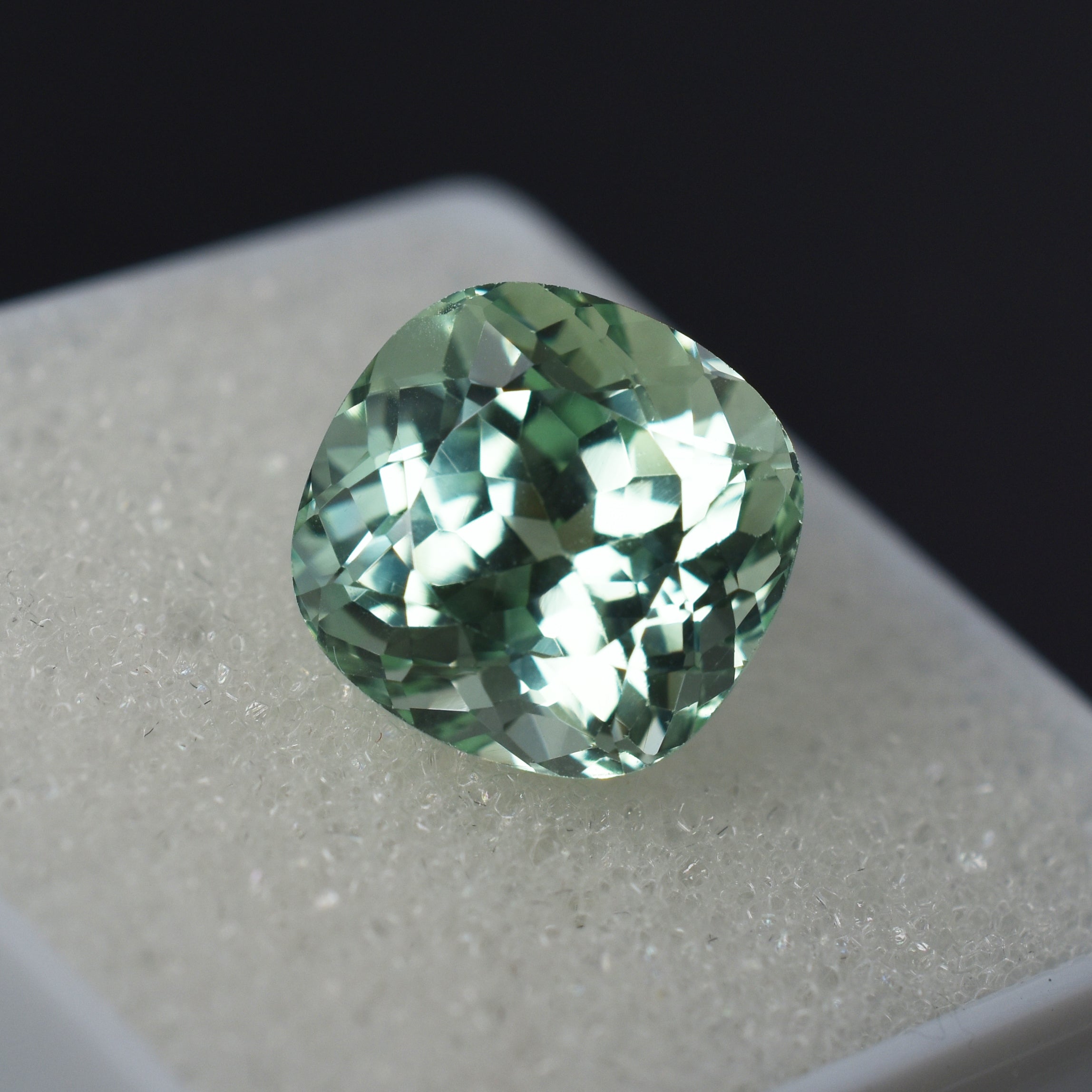 Natural Bluish Green 5.95 Carat Montana Sapphire Square Cushion Cut Loose Gemstone CERTIFIED