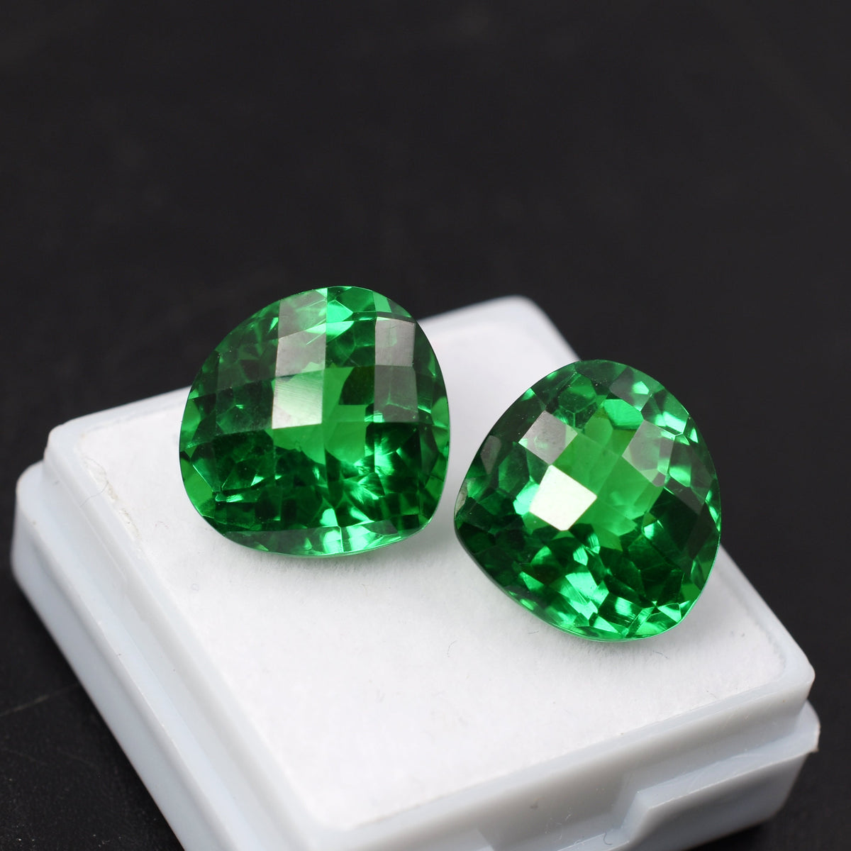 For Beautiful Necklace Tsavorite Garnet !! 24.60 Carat Pair Natural Green Garnet Certified Loose Gemstone