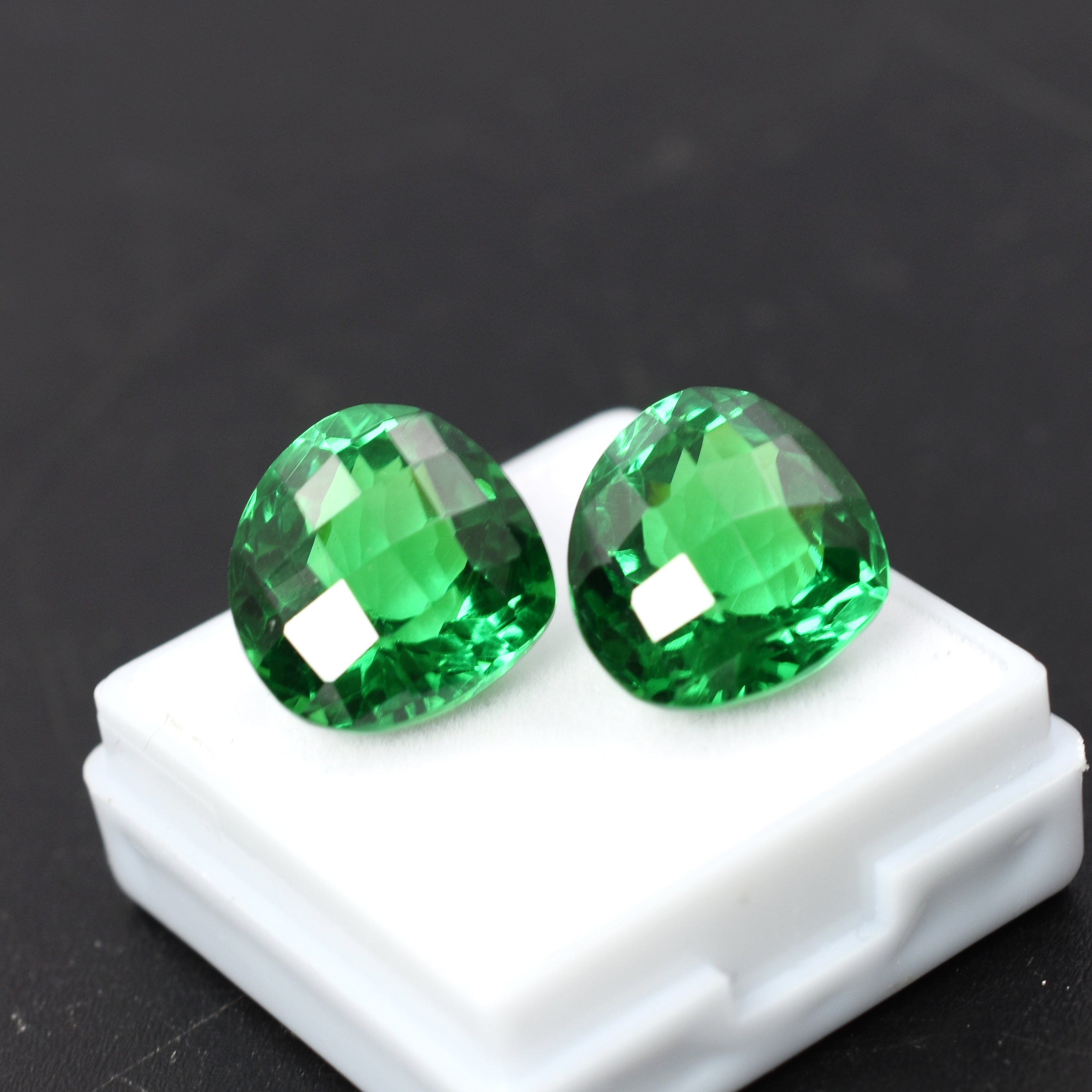 For Beautiful Necklace Tsavorite Garnet !! 24.60 Carat Pair Natural Green Garnet Certified Loose Gemstone