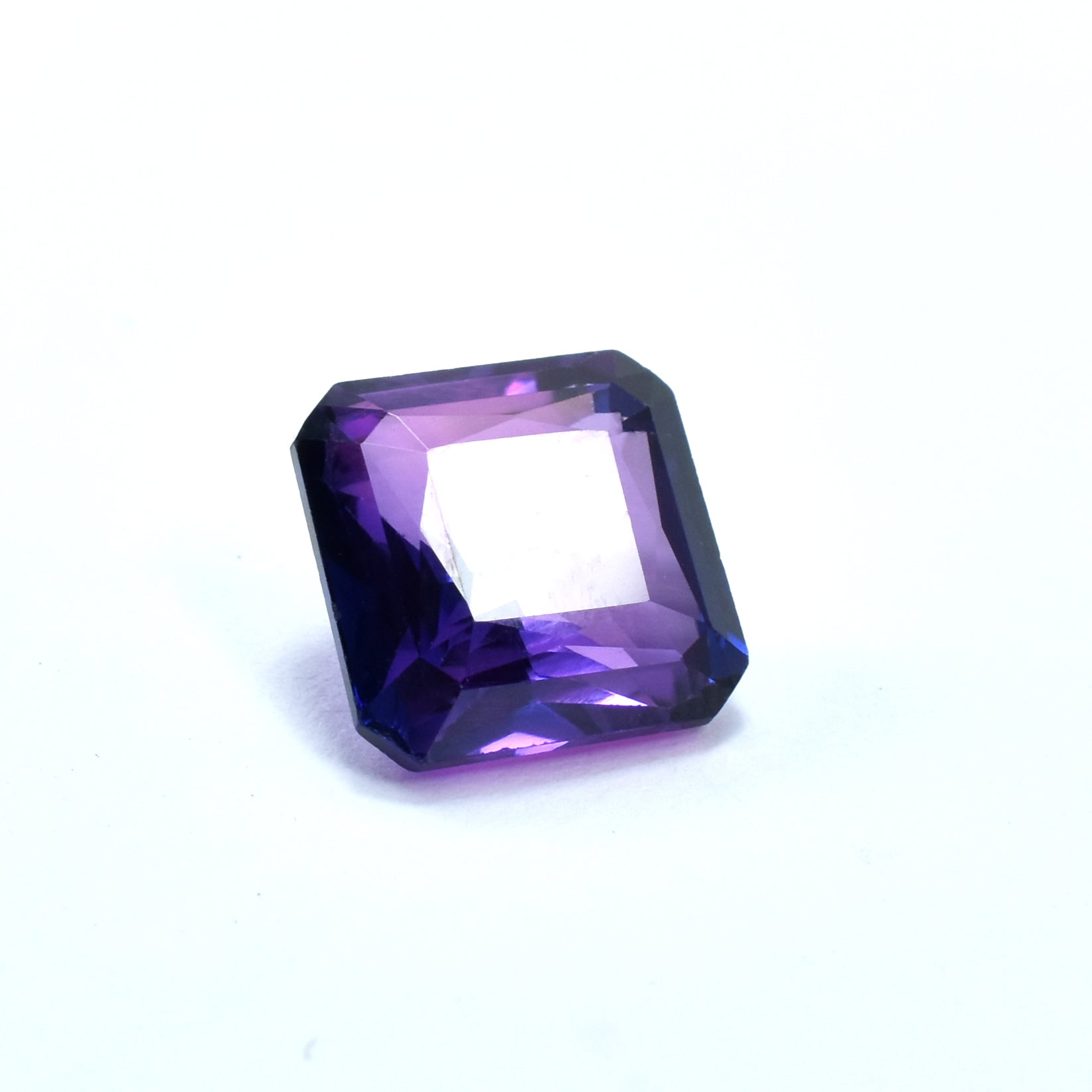 Offering The Beauty And Durability !!! Natural Certified Loose Gemstone 7.65 Carat Purple Color Change Sapphire Square Shape | Free Shipped & Gift | Bumper Offer