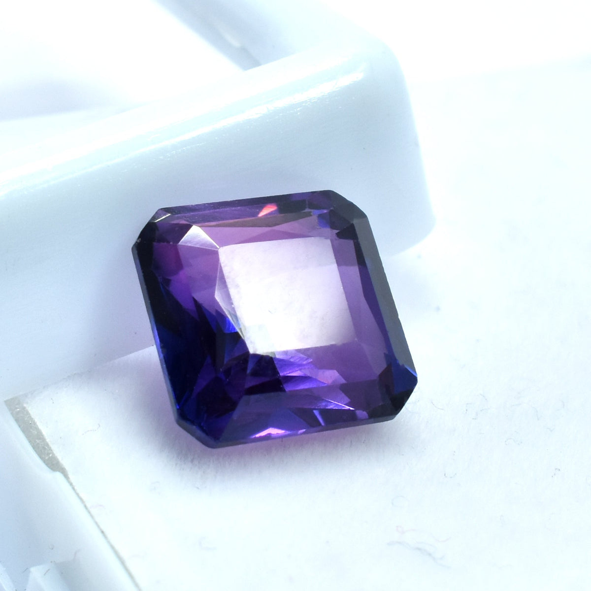 Offering The Beauty And Durability !!! Natural Certified Loose Gemstone 7.65 Carat Purple Color Change Sapphire Square Shape | Free Shipped & Gift | Bumper Offer