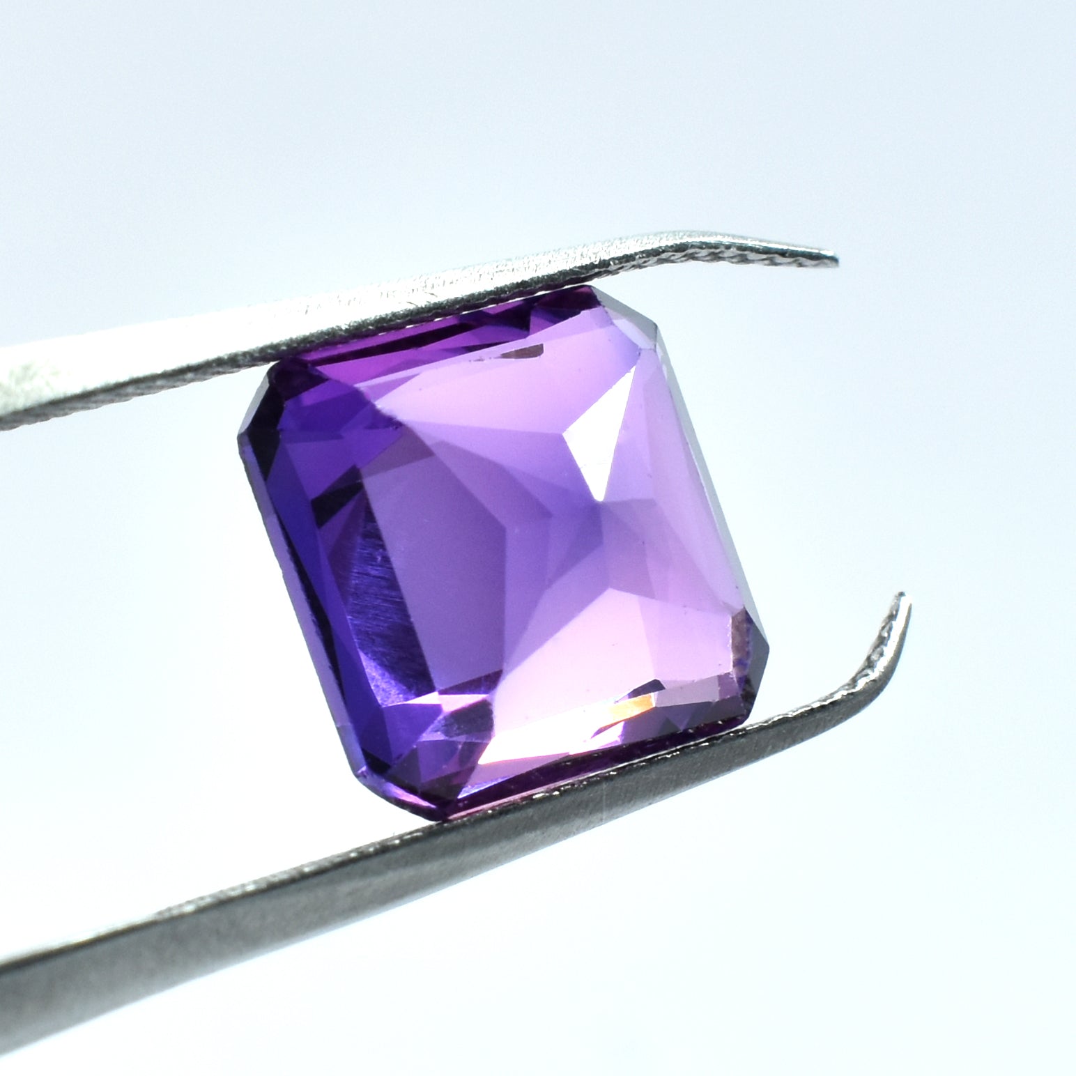 Offering The Beauty And Durability !!! Natural Certified Loose Gemstone 7.65 Carat Purple Color Change Sapphire Square Shape | Free Shipped & Gift | Bumper Offer