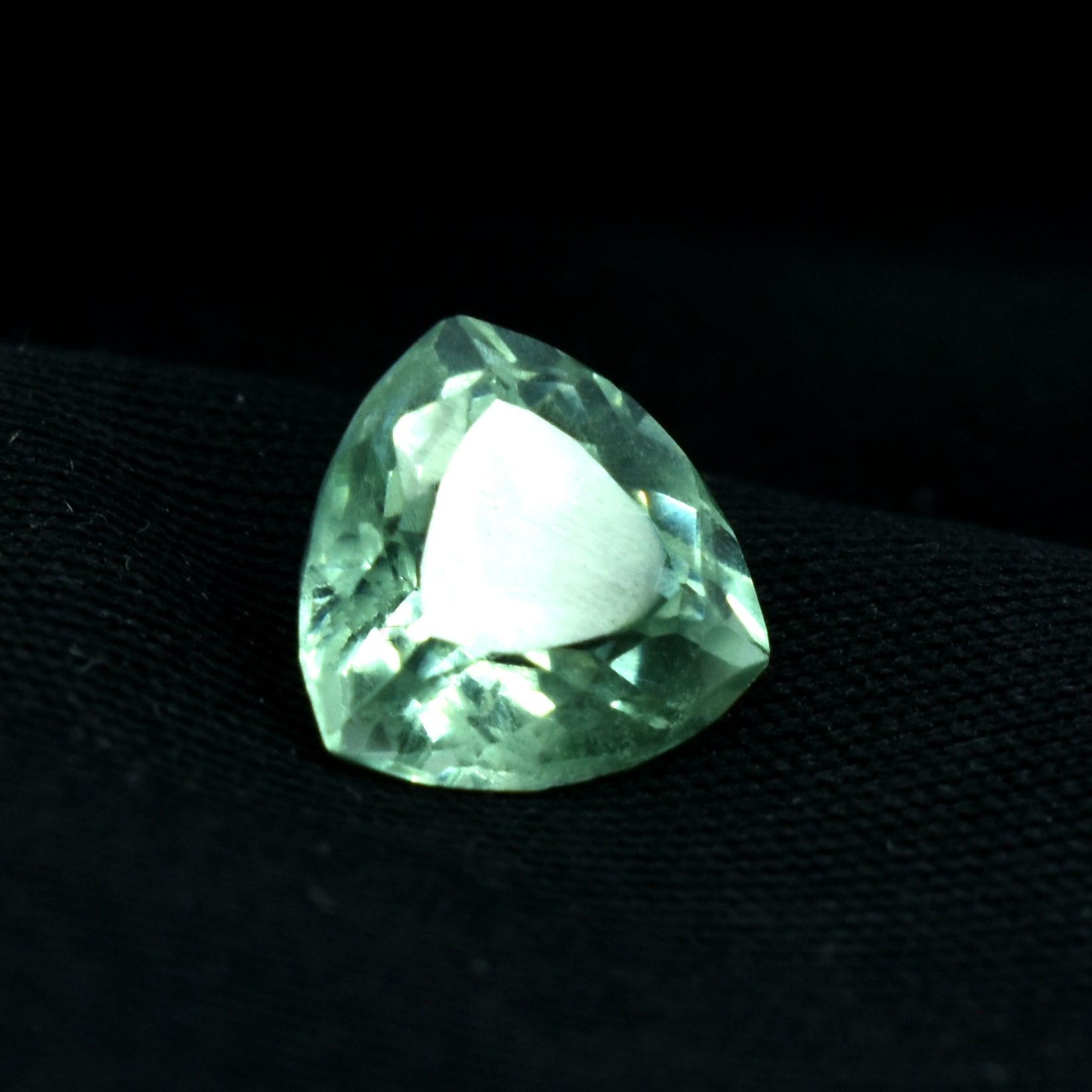 Natural 3.20 Carat Trillion Shape Bluish Green Montana Sapphire Certified Loose Gemstone Symbolism Sapphire Gemstone