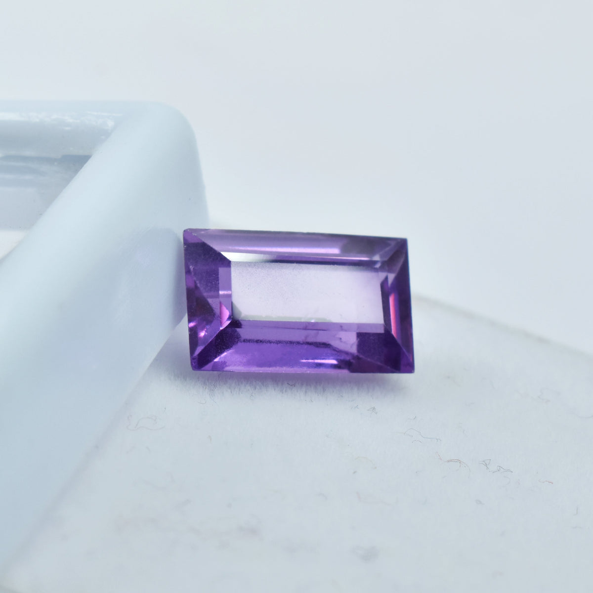 Mind Blowing Tanzania Gemstone Certified Natural purple Tanzanite Emerald Shape 5.30 Carat Certified Loose Gemstone For Engagement Ring