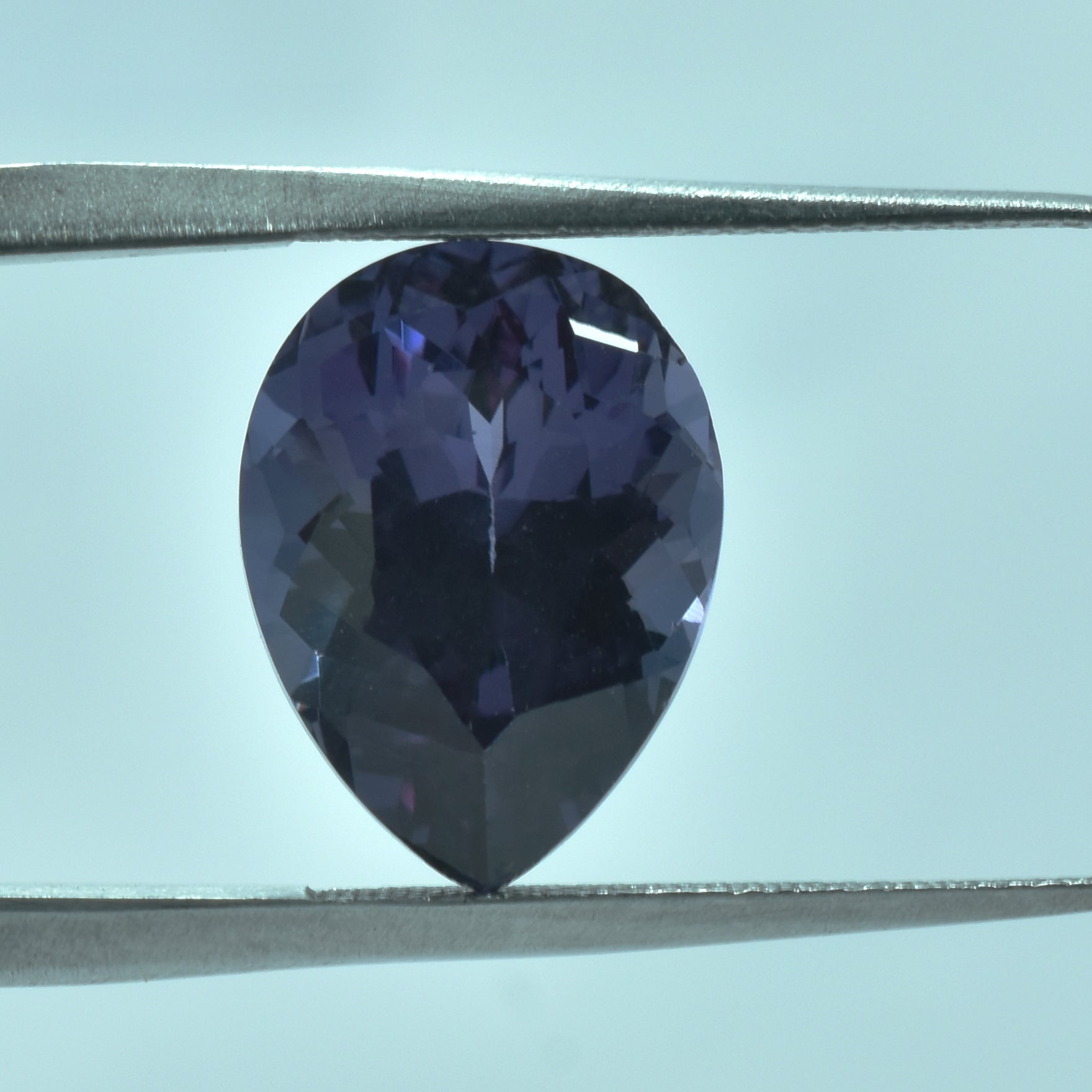 Pear Cut Color-Change Alexandrite 8.65 Carat Certified Loose Natural Pendant Making Gemstone