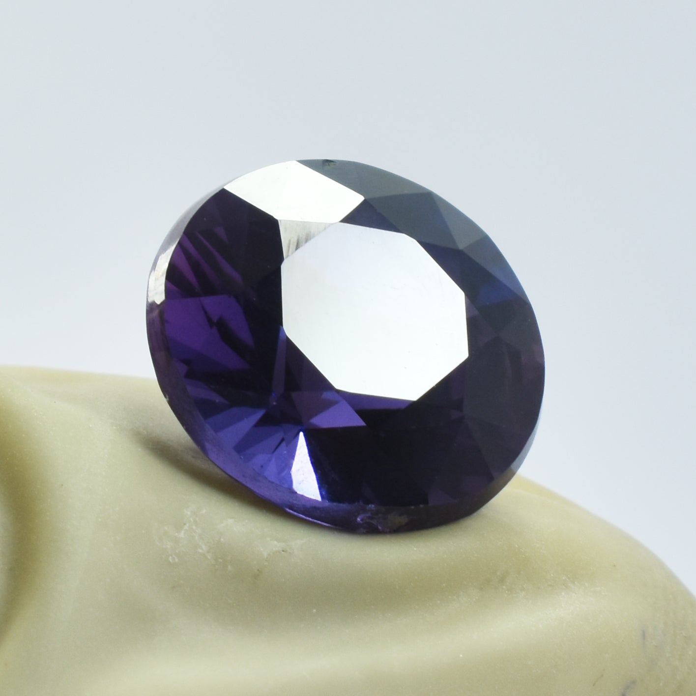 Pure Natural 9.05 Carat Purple Tanzanite Round Shape Loose Gemstone Certified Purple Tanzanite Gem