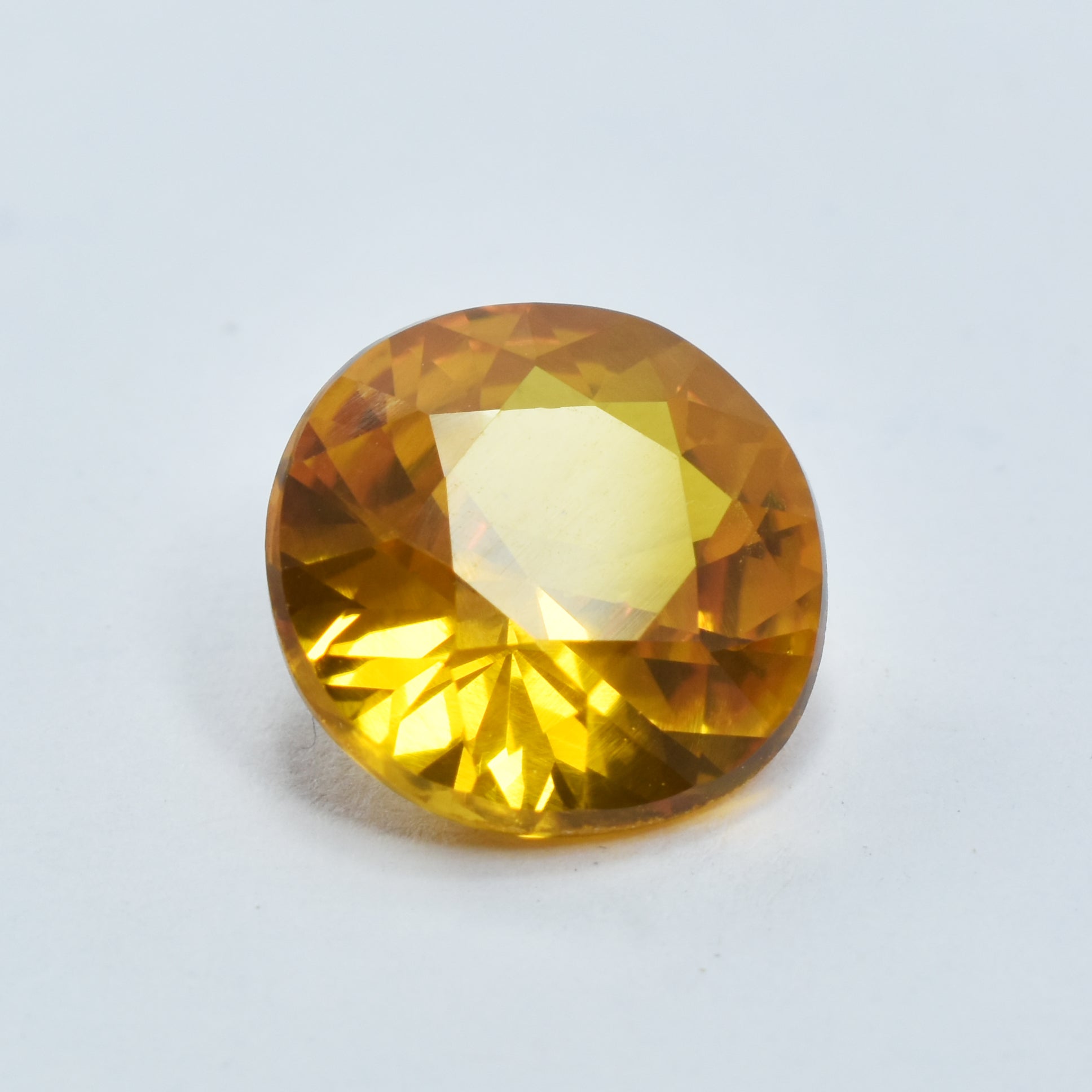 Sri-Lanka Sapphire Round Shape 6.05 Carat Natural Certified Yellow Sapphire Loose Gemstone Pretty Sapphire For Engagement Rings