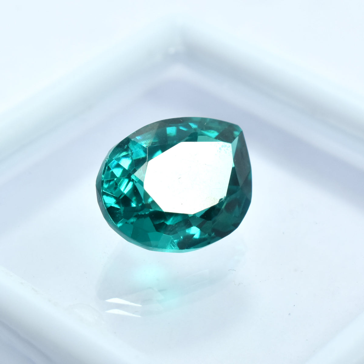 10.25 Carat Fancy Shape Certified Natural Garnet Green Loose Gemstone Excellent Cut Green Garnet