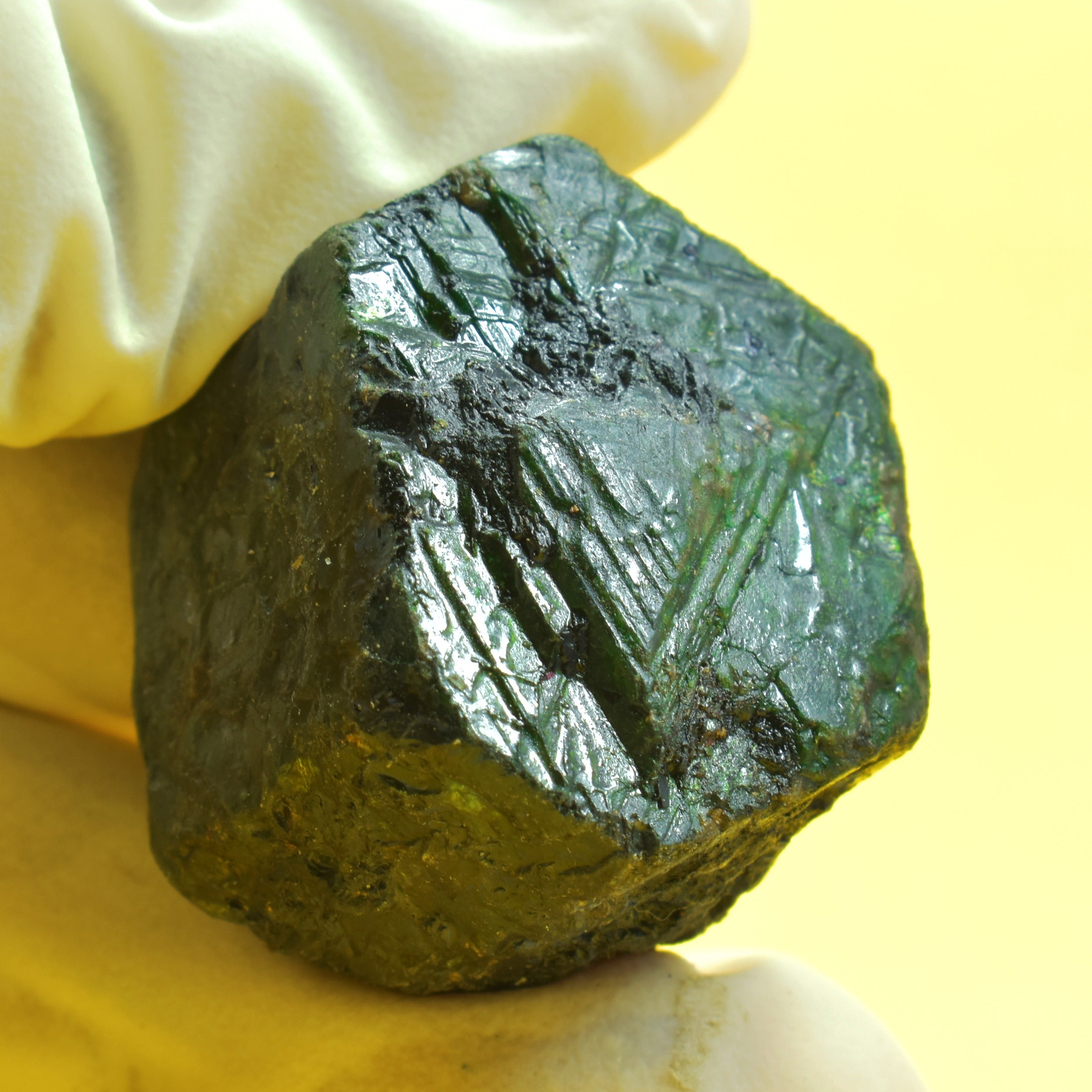 Earth Mined Healing Uncut Rough 210.85 Ct Certified Natural Green Emerald Rough Rare Found Rock-Green Emerald Rough beneficial for the heart, lungs