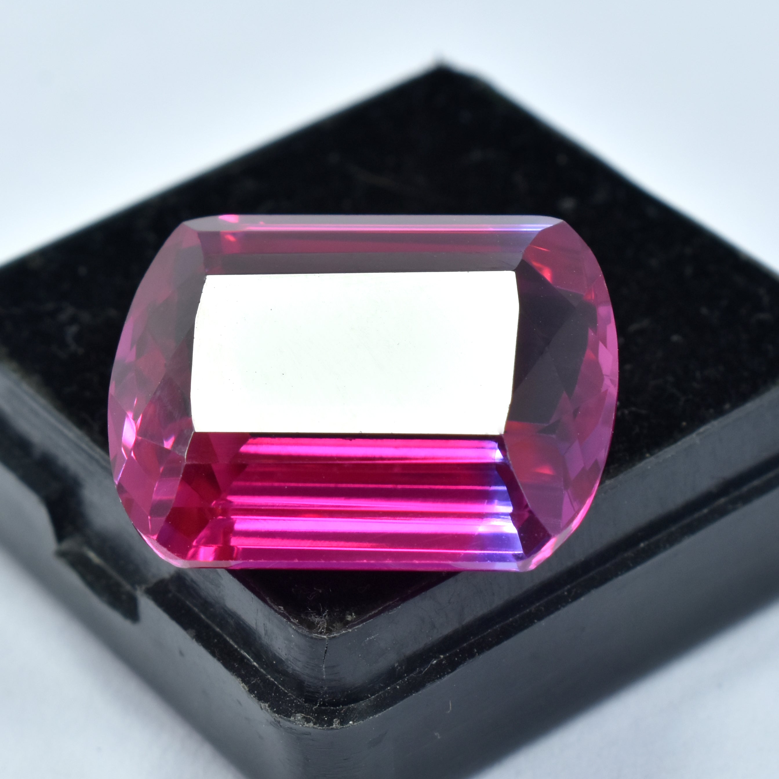 Excellent Shipping Service , Natural Bi-Color Sapphire 29.05 Carat Emerald Cut Loose Gemstone Certified, Sapphire Pendant