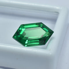 Tsavorite Natural Green Garnet Fancy Shape 10.75 Carat Certified Garnet Loose Gemstone Brazilian Stone