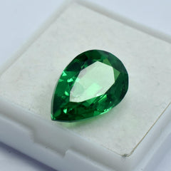 Natural Green Garnet Tsavorite Square Shape Green 9.15 Carat Natural Certified Loose Gemstone