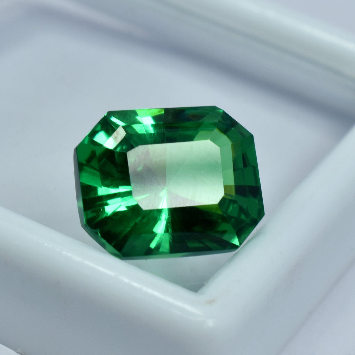 Certified Emerald Shape Garnet 10.96 Carat Natural Green Garnet Emerald Shape Loose Gemstone