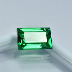 Natural 10.60 Carat Tsavorite Green Garnet Emerald Shape Certified Garnet Loose Gemstone