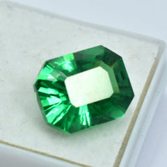 Natural Green Garnet 10.85 Carat Emerald Shape Certified Loose Gemstone Tsavorite Garnet