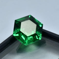 Natural Tsavorite Green Garnet Fancy Shape 9.85 Carat Natural Certified Garnet Green Pendant Making Loose Gemstone