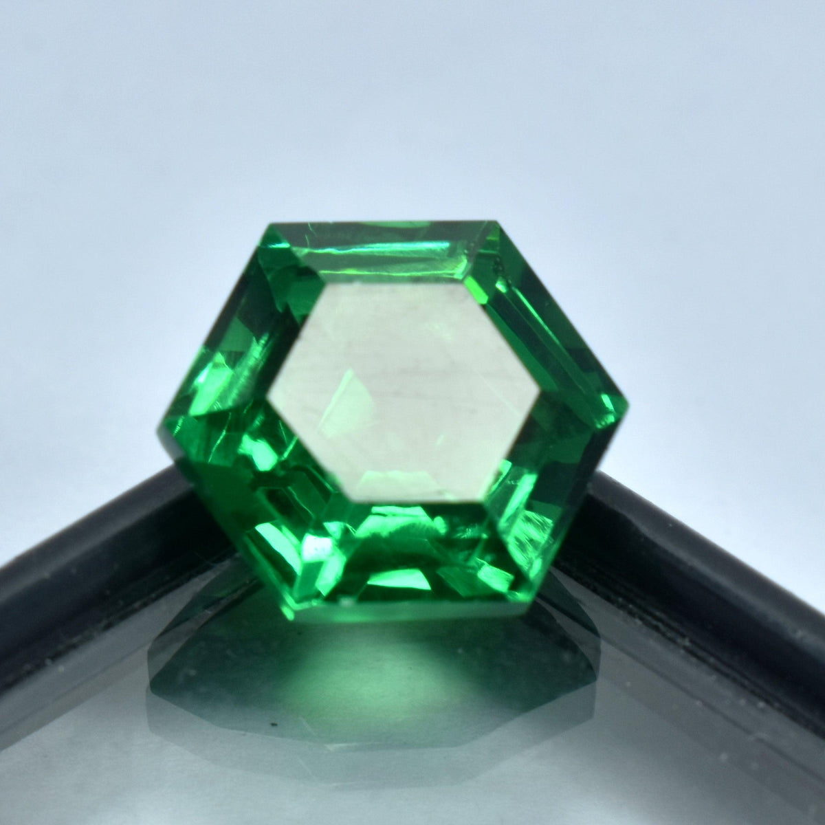 9.55 Carat  Fancy Shape Tsavorite Green Garnet Natural Certified Garnet Loose Gemstone Best For Good Luck