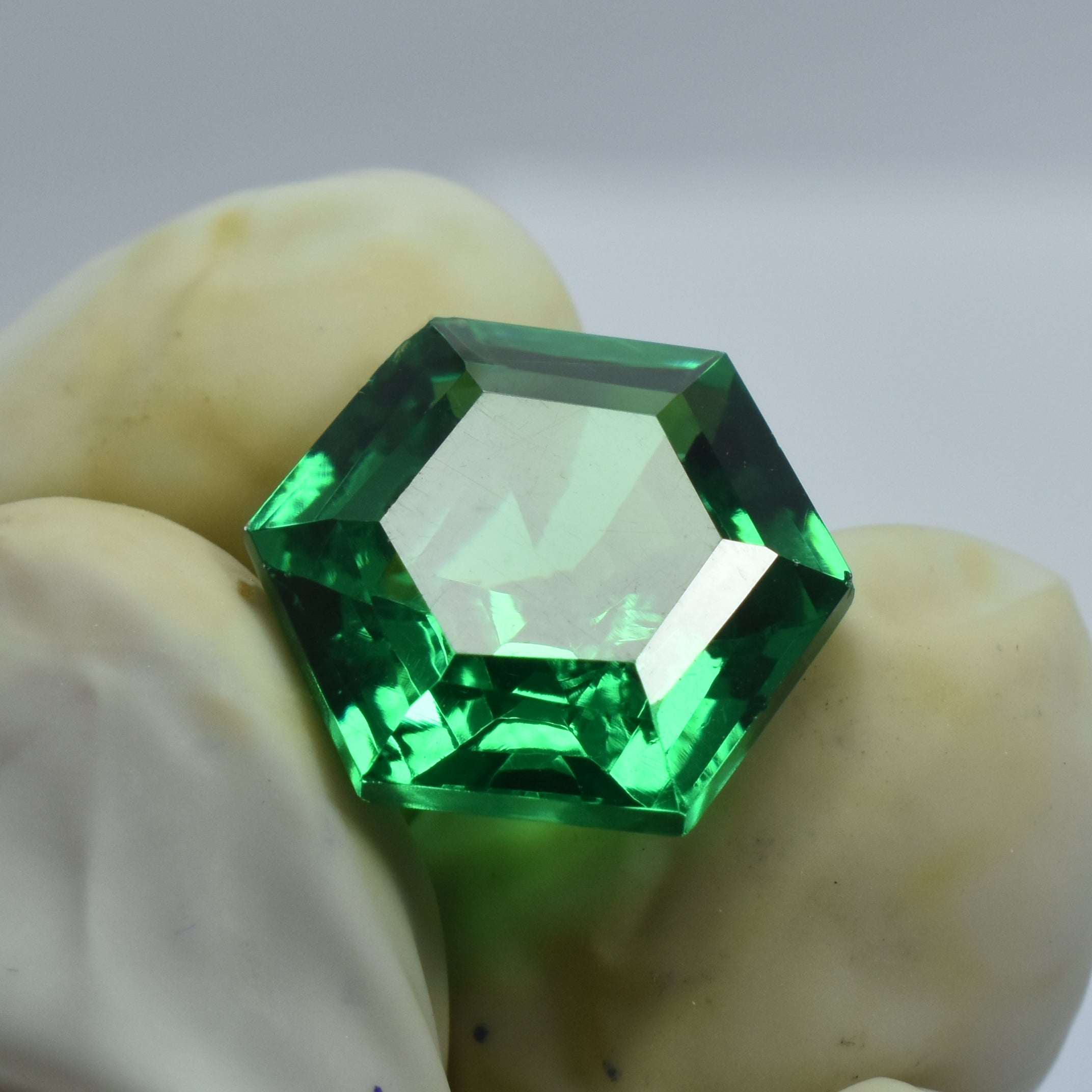 10.05 Carat Fancy Shape Natural Green Garnet Natural Certified Jewelry Making Green Garnet Loose Gemstone Best For Your Strength