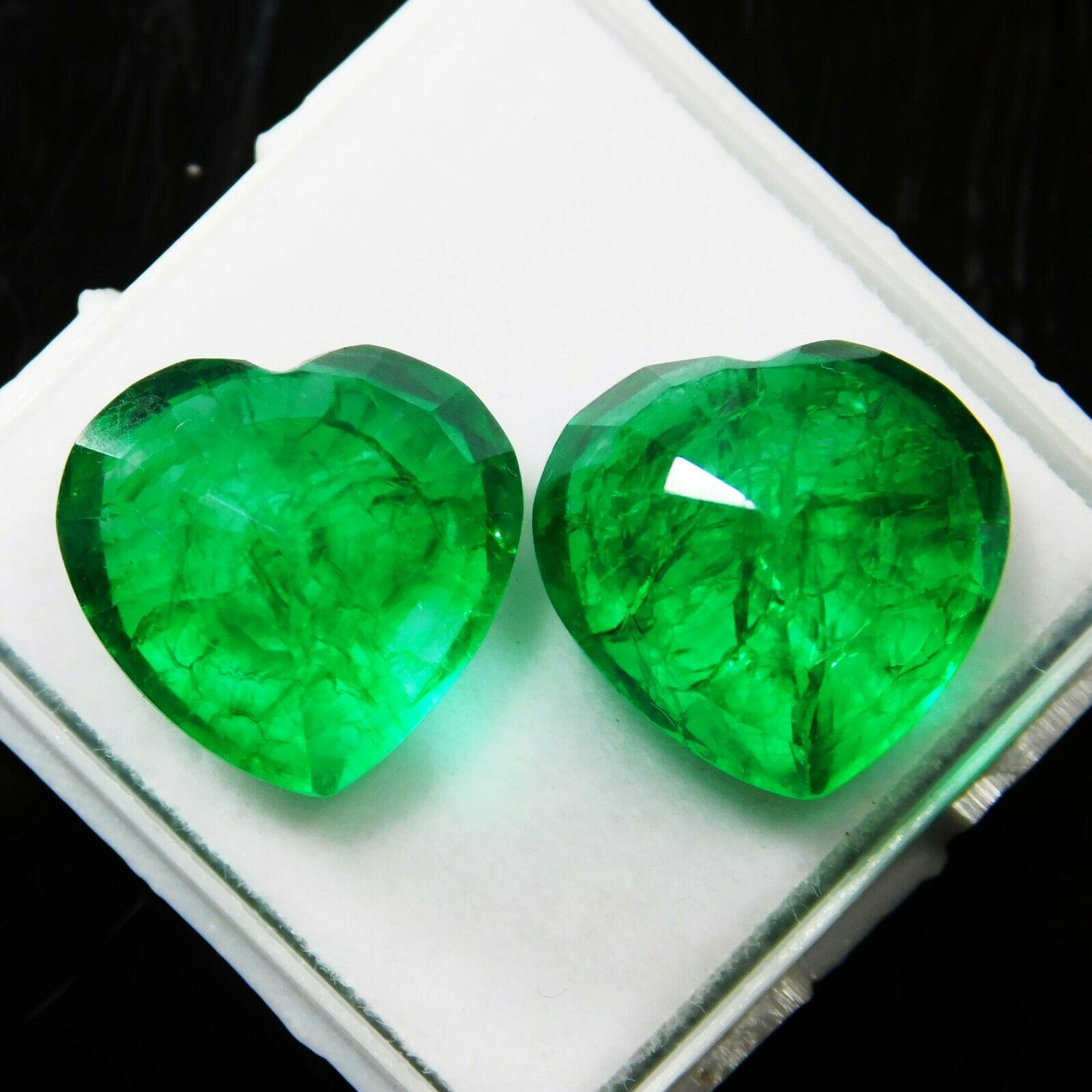 Natural Green Emerald 14.23 Carat Gemstone Rare Loose CERTIFIED Pair Heart Cut