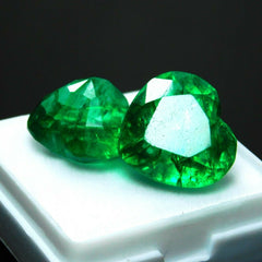 Natural Green Emerald 14.23 Carat Gemstone Rare Loose CERTIFIED Pair Heart Cut