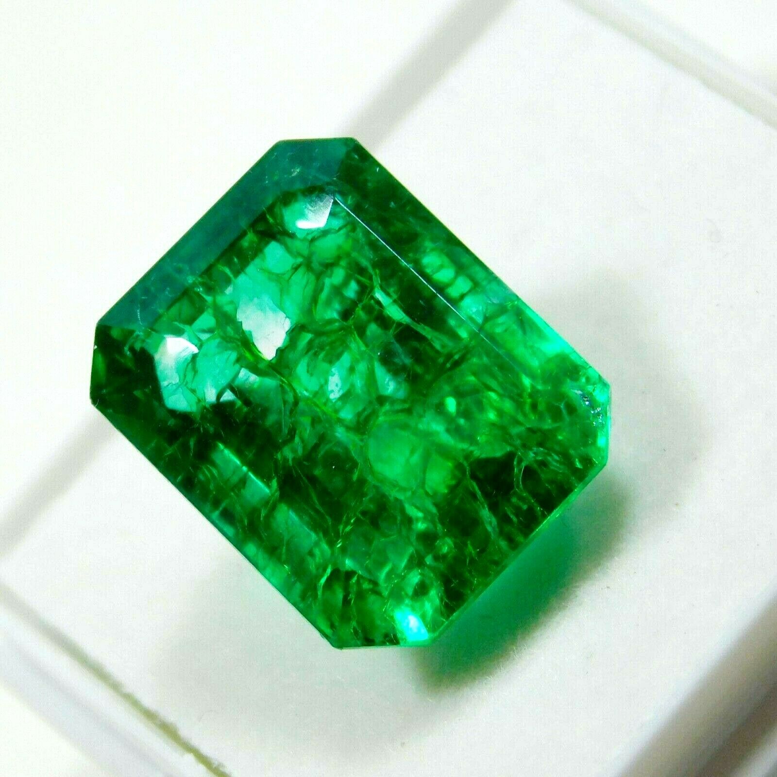 Emerald 10.20 Ct CERTIFIED Natural Green Emerald Cut Colombian Loose Gemstone