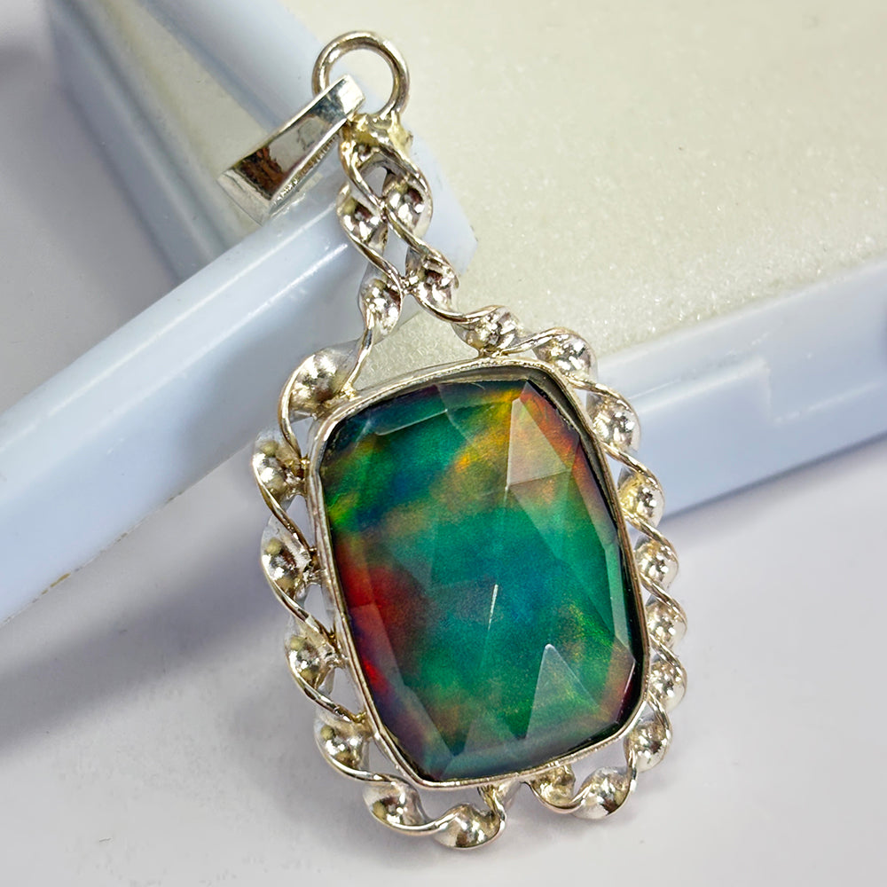 silver opal pendant India