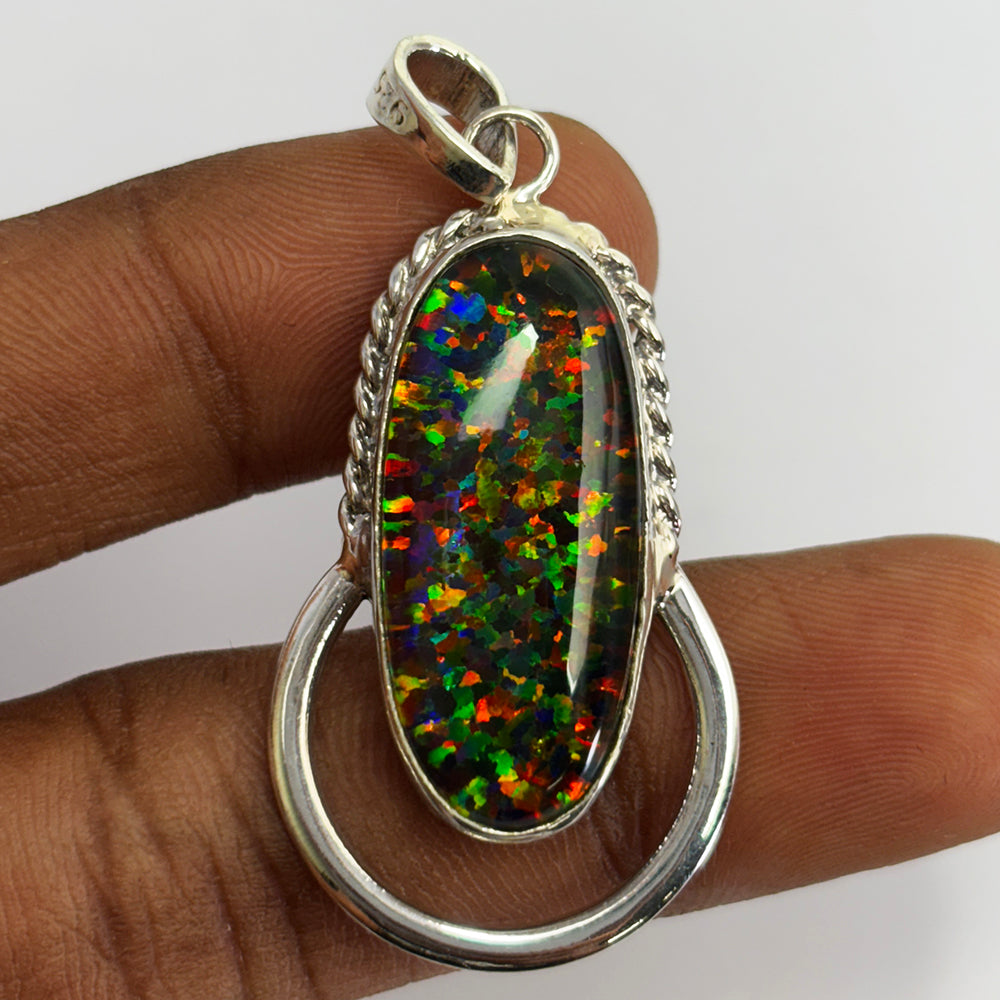 Extremely Rare 31 Ct Natural CERTIFIED 925 Starling Silvery Oval Pendant For Her