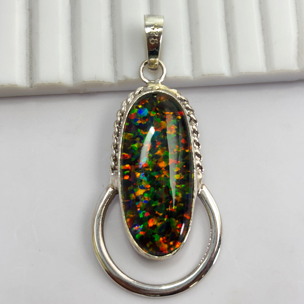 Extremely Rare 31 Ct Natural CERTIFIED 925 Starling Silvery Oval Pendant For Her