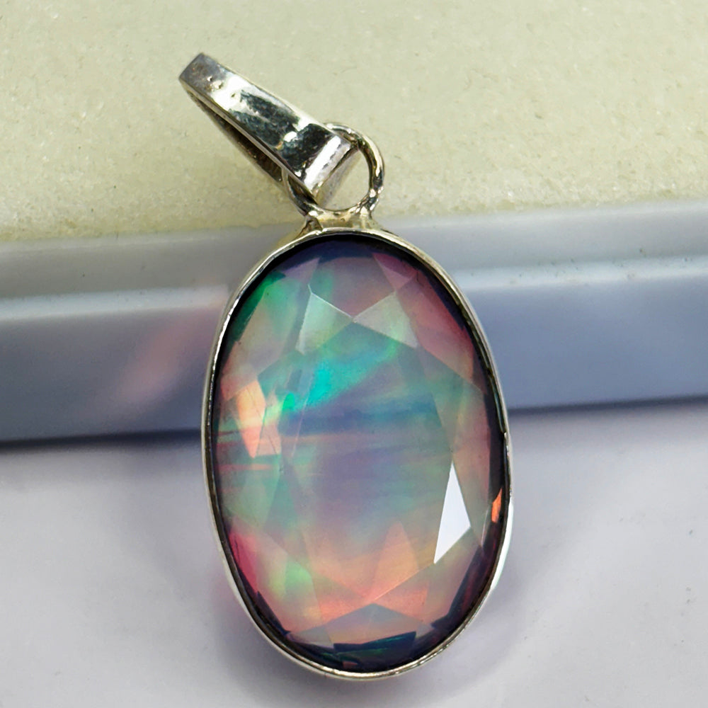 silver opal pendant India