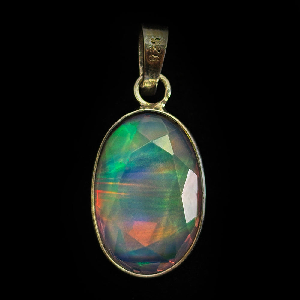 opal pendant for women