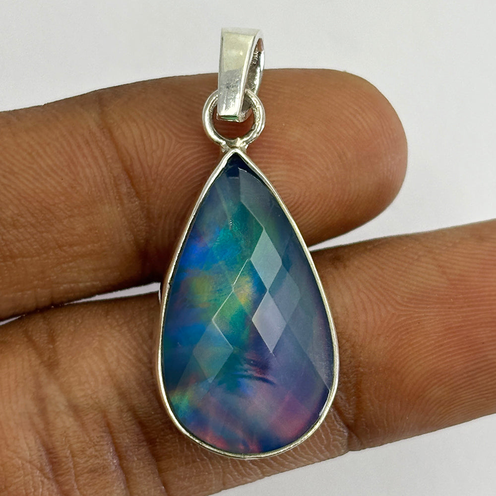 gemstone necklace pendant