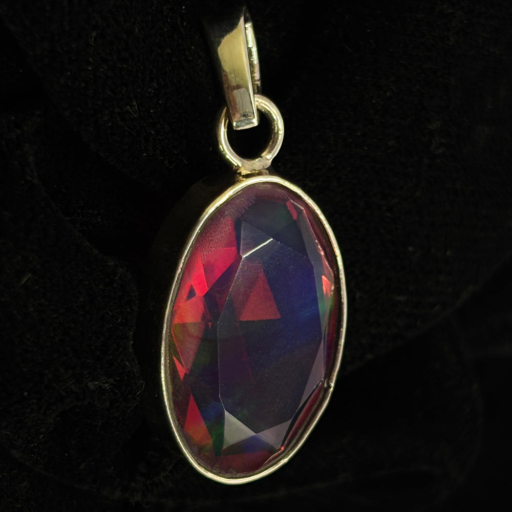 silver opal pendant India