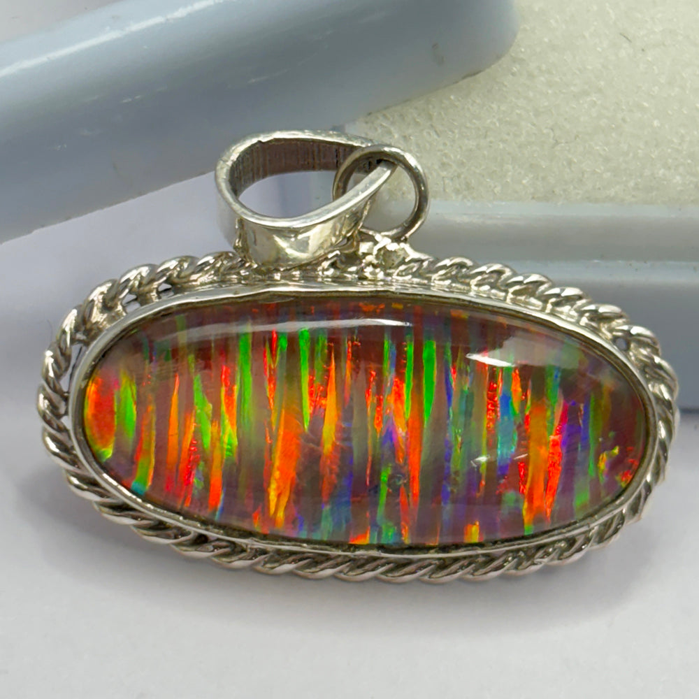 opal pendant for women