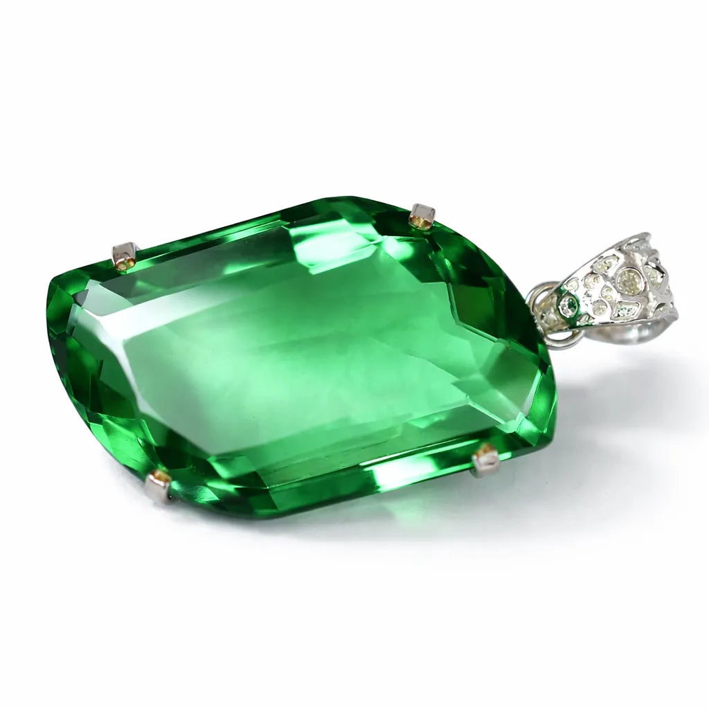 emerald pendant for women