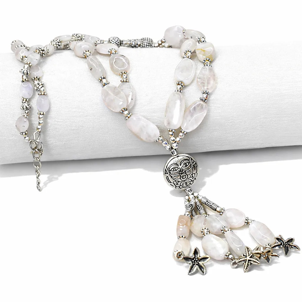 284ct natural silver moonstone – top view showing natural form