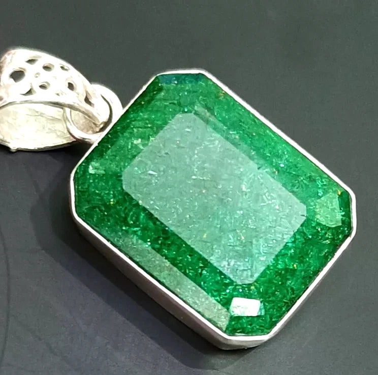 925 Sterling Silver 44 Ct Natural Green Emerald CERTIFIED Emerald Gems Pendant
