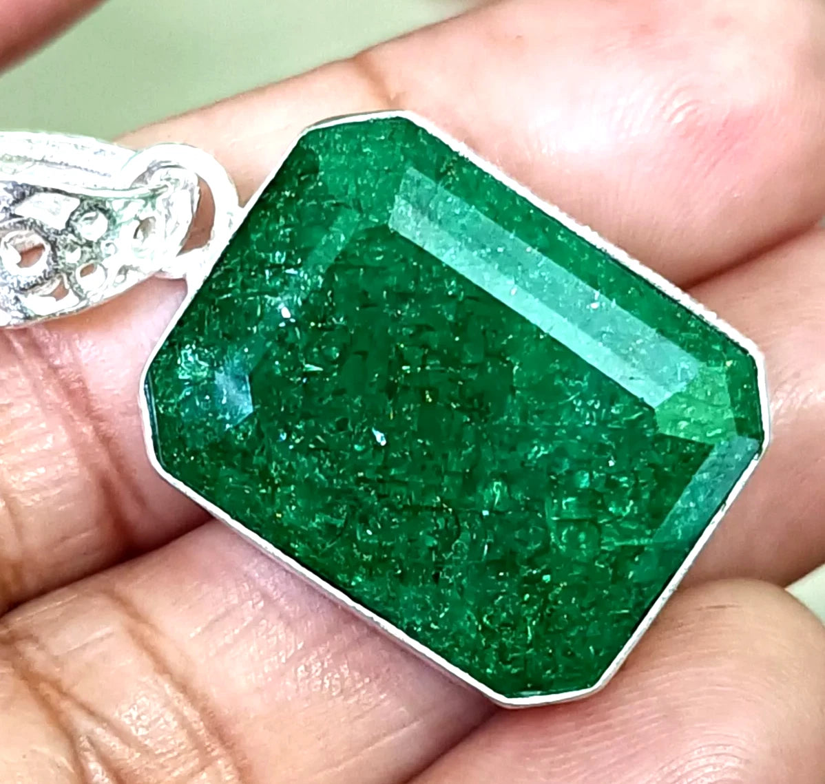 925 Sterling Silver 44 Ct Natural Green Emerald CERTIFIED Emerald Gems Pendant