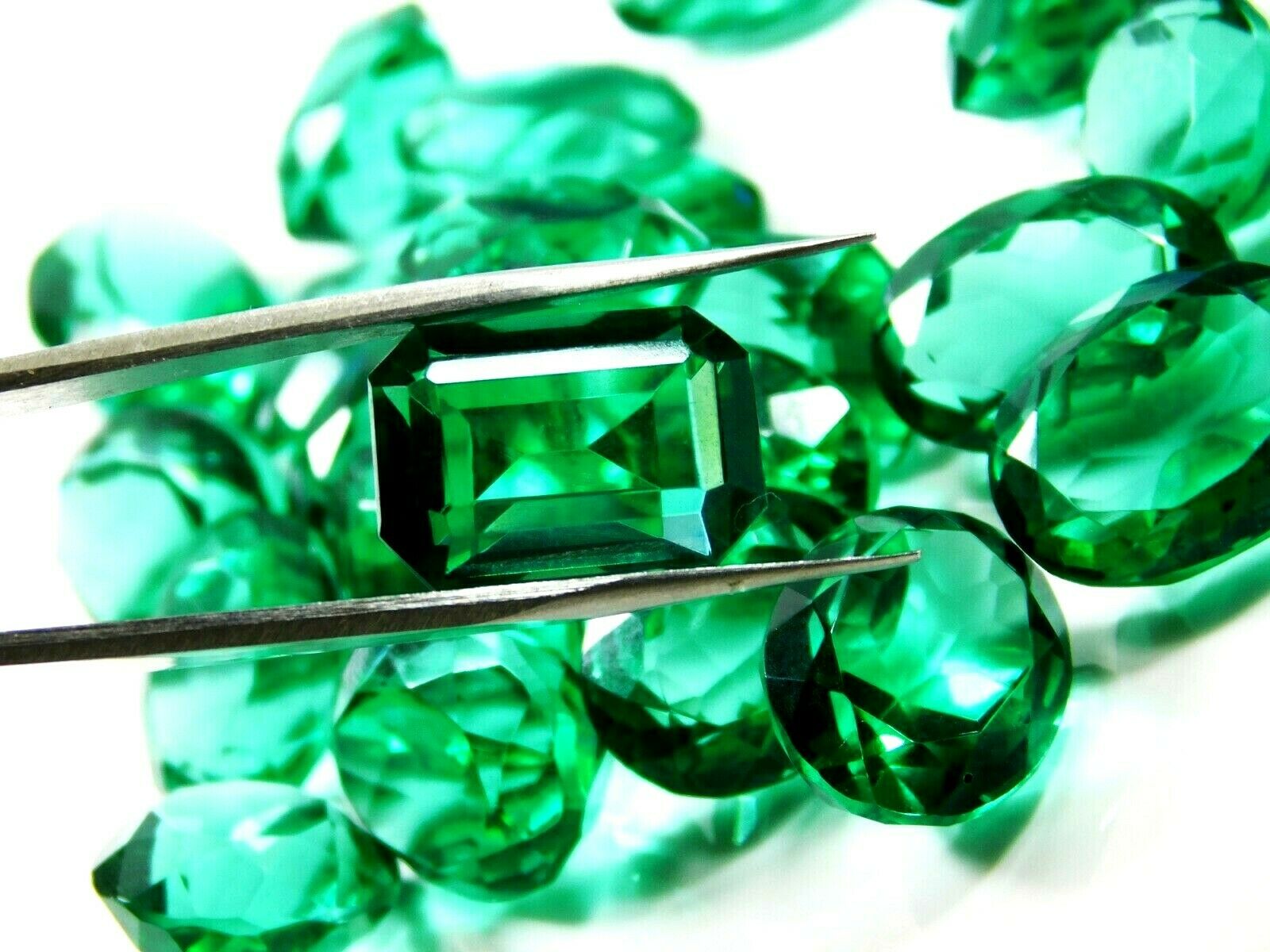 100 Ct CERTIFIED Green Muzo Emerald Loose Gemstone AA++  Lot Mix Shape Emerald Lot