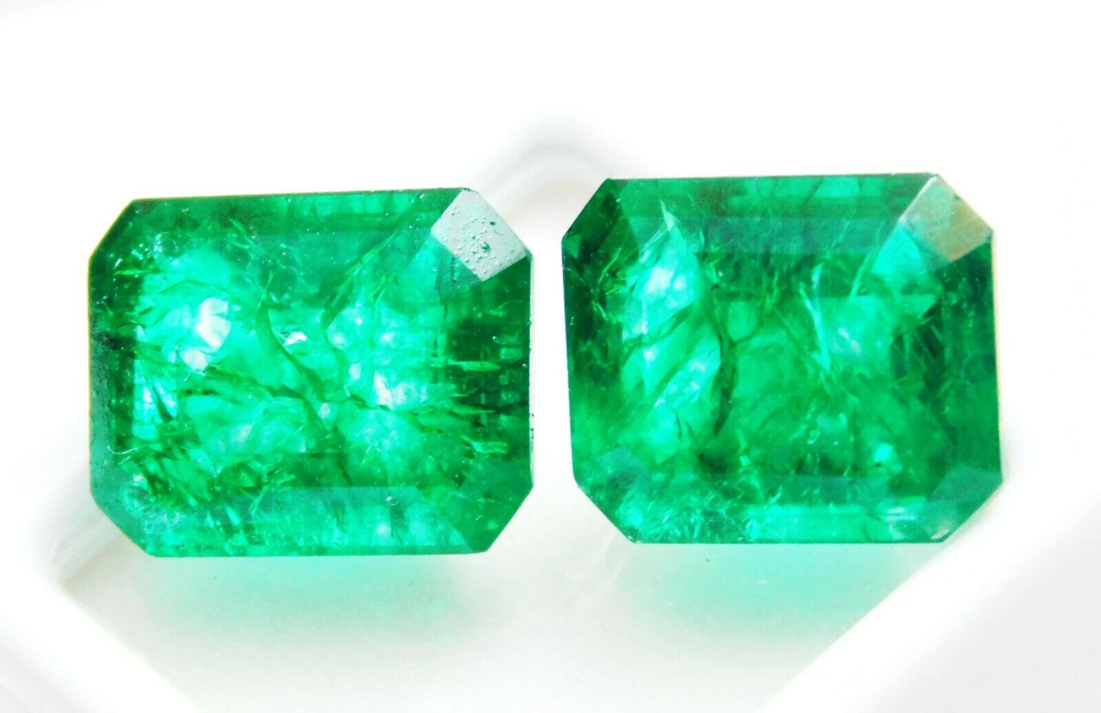 16.23 Carat Natural Precious Green Emerald Pair Rare Loose Gemstone Emerald Cut