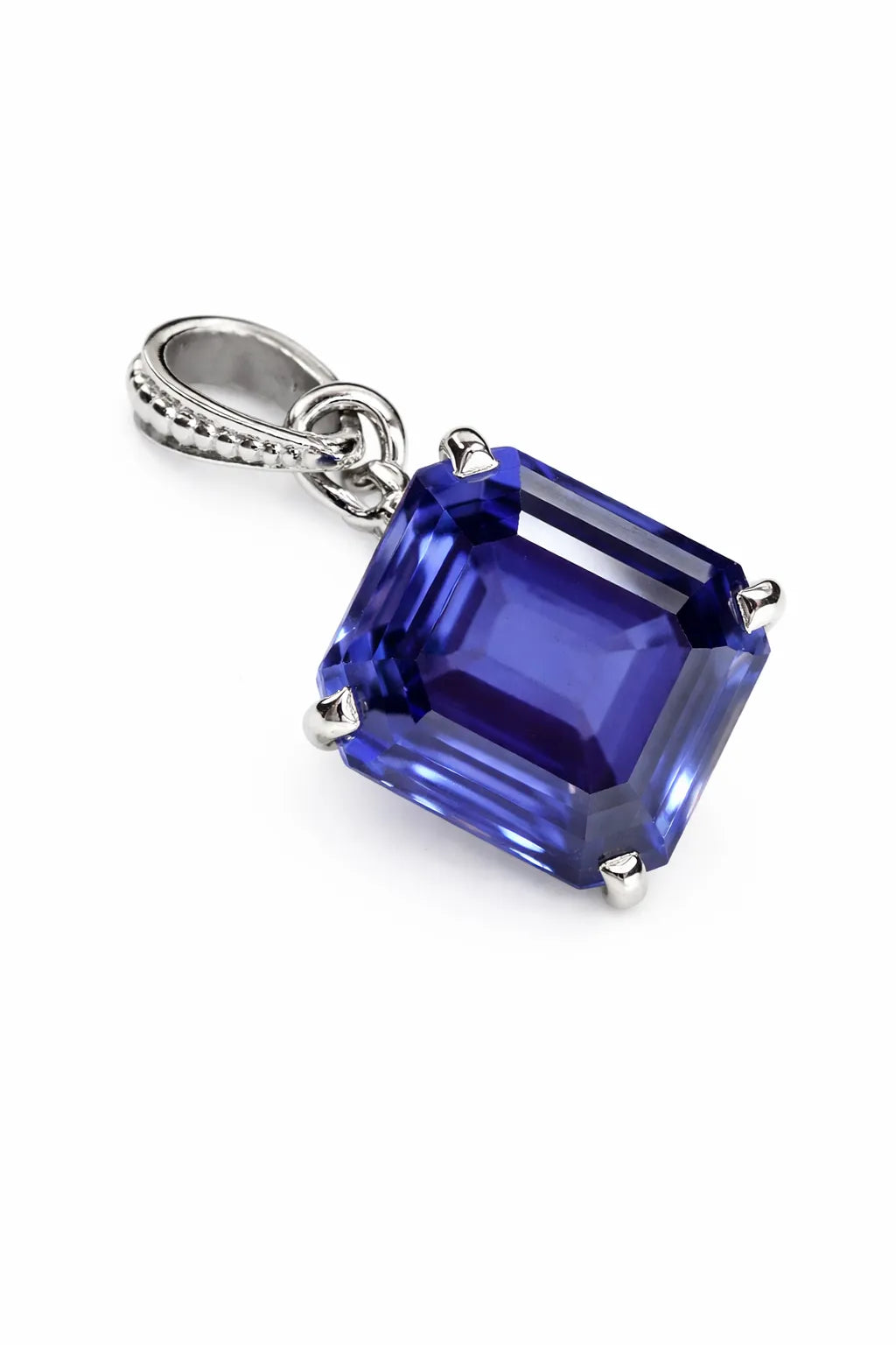 sapphire pendant for women