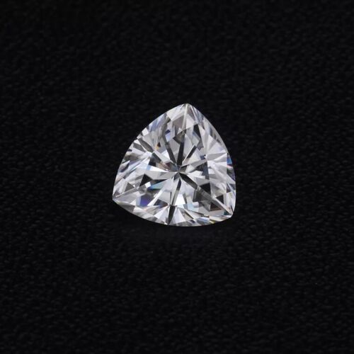 GRA VVS1 Clarity and D-White CERTIFIED Stunning 6 mm Trillion Cut Moissanite